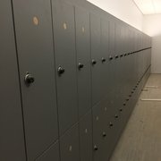 2000 lockers are available on the Tenley Campus